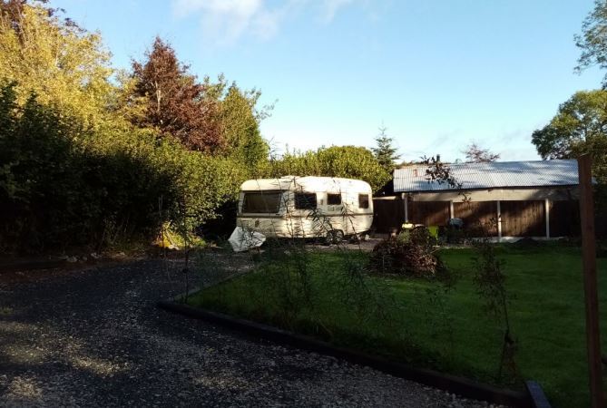 Ms Jeanette Reaich applied for permission to build a bungalow together with the installation of a new septic tank at Graig Cottage, Graigadwywynt, Ruthin..